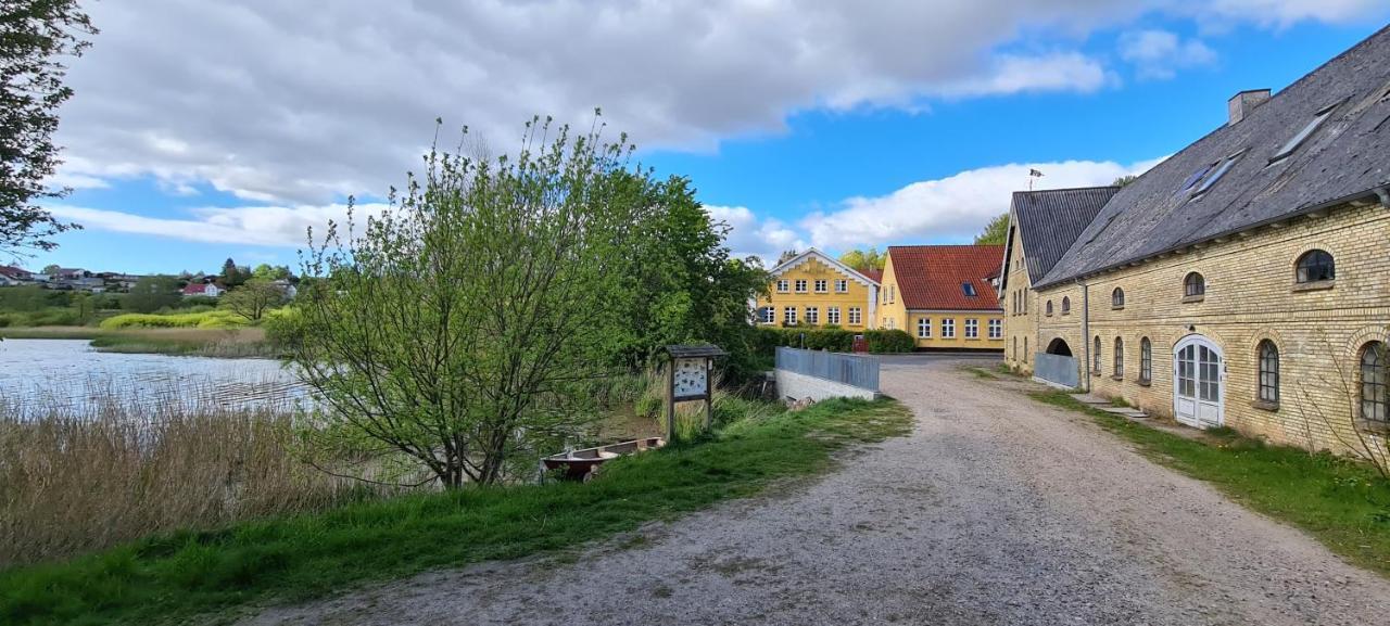 The Old Mill - By The Lake - 2 Bedroom Apartment Kruså Екстериор снимка